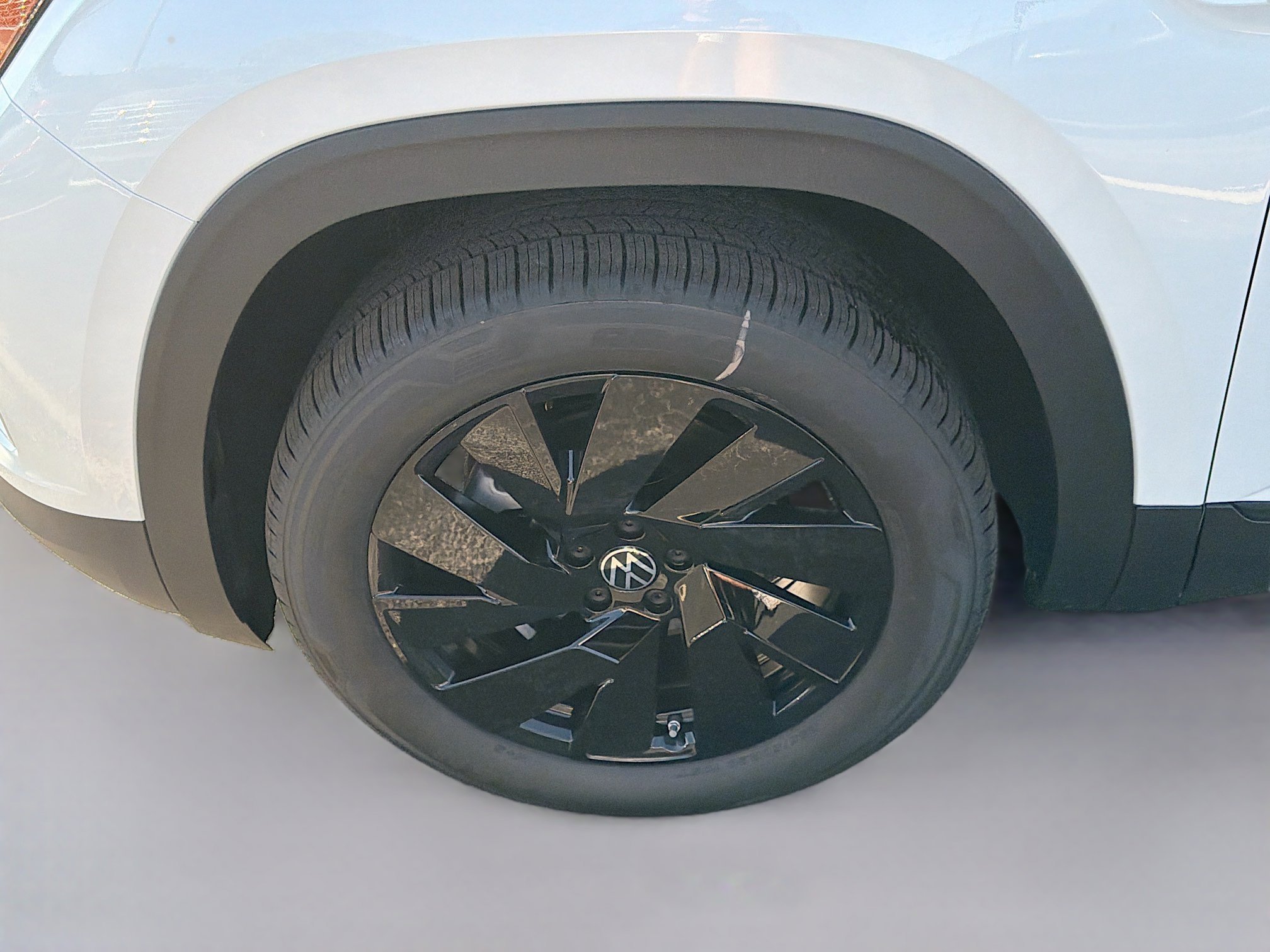 2026 Volkswagen Atlas SE w/Tech - Photo 26