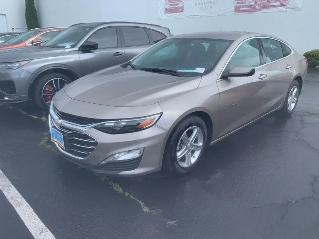 2024 Chevrolet Malibu 1LT's photo