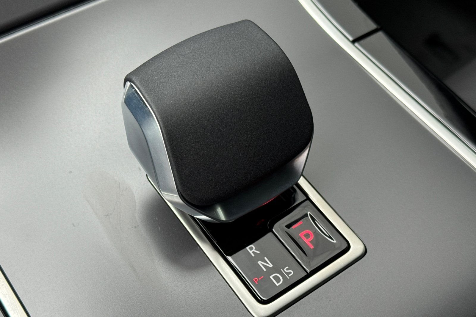 2026 Land Rover Range Rover Evoque S - Photo 25