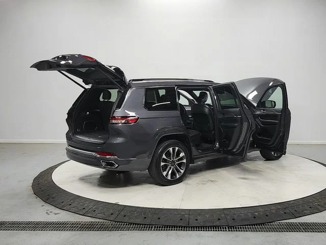 Used 2023 Gray Jeep Overland image 15