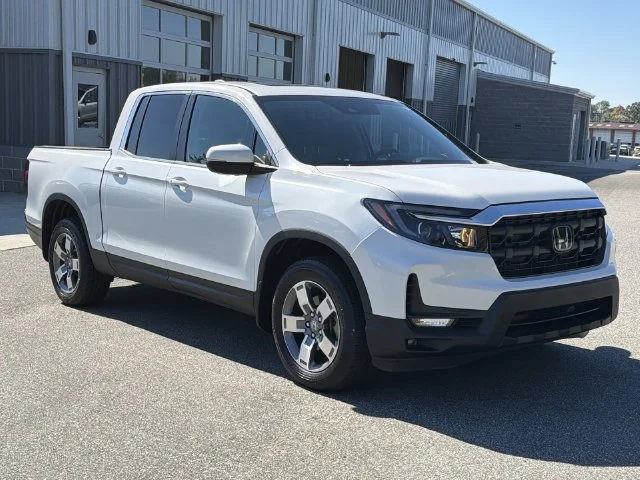 Used 2024  Honda RTL image 16
