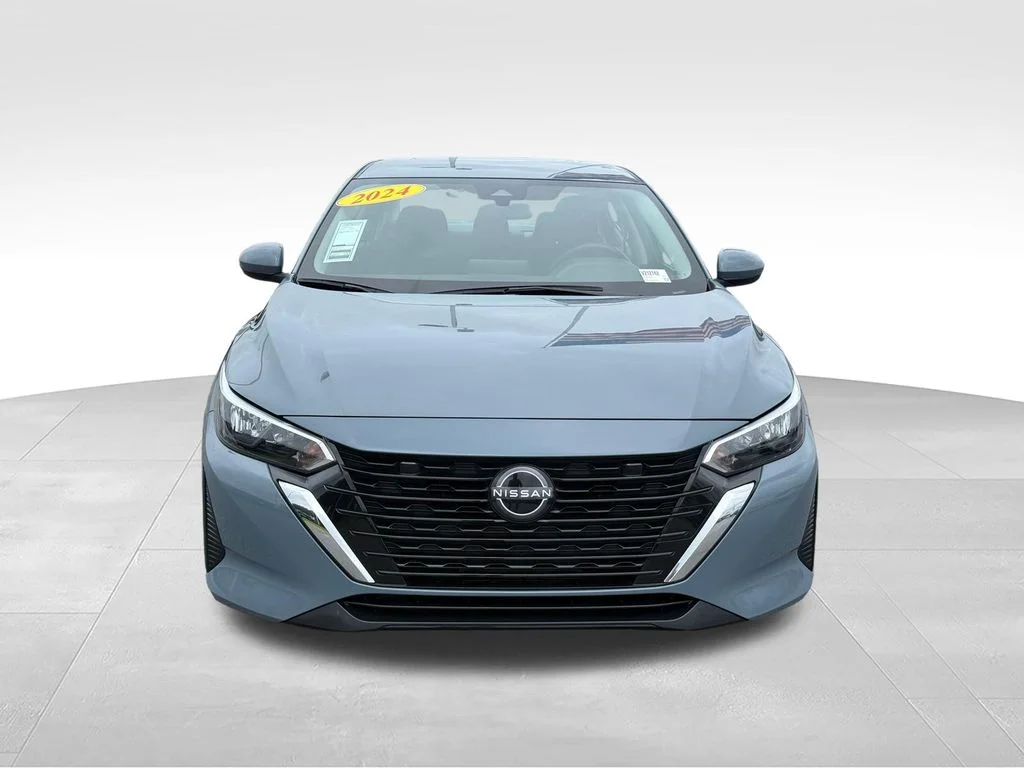 Used 2024 Gray Nissan SV image 26