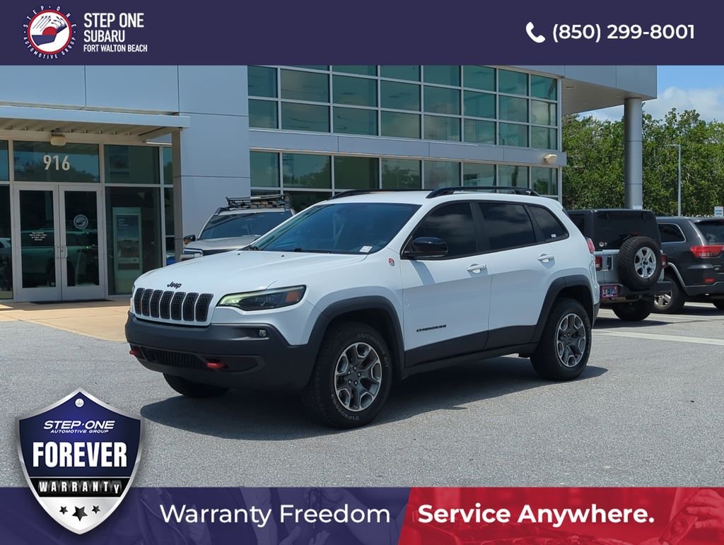 Used 2022 White Jeep Trailhawk image 2