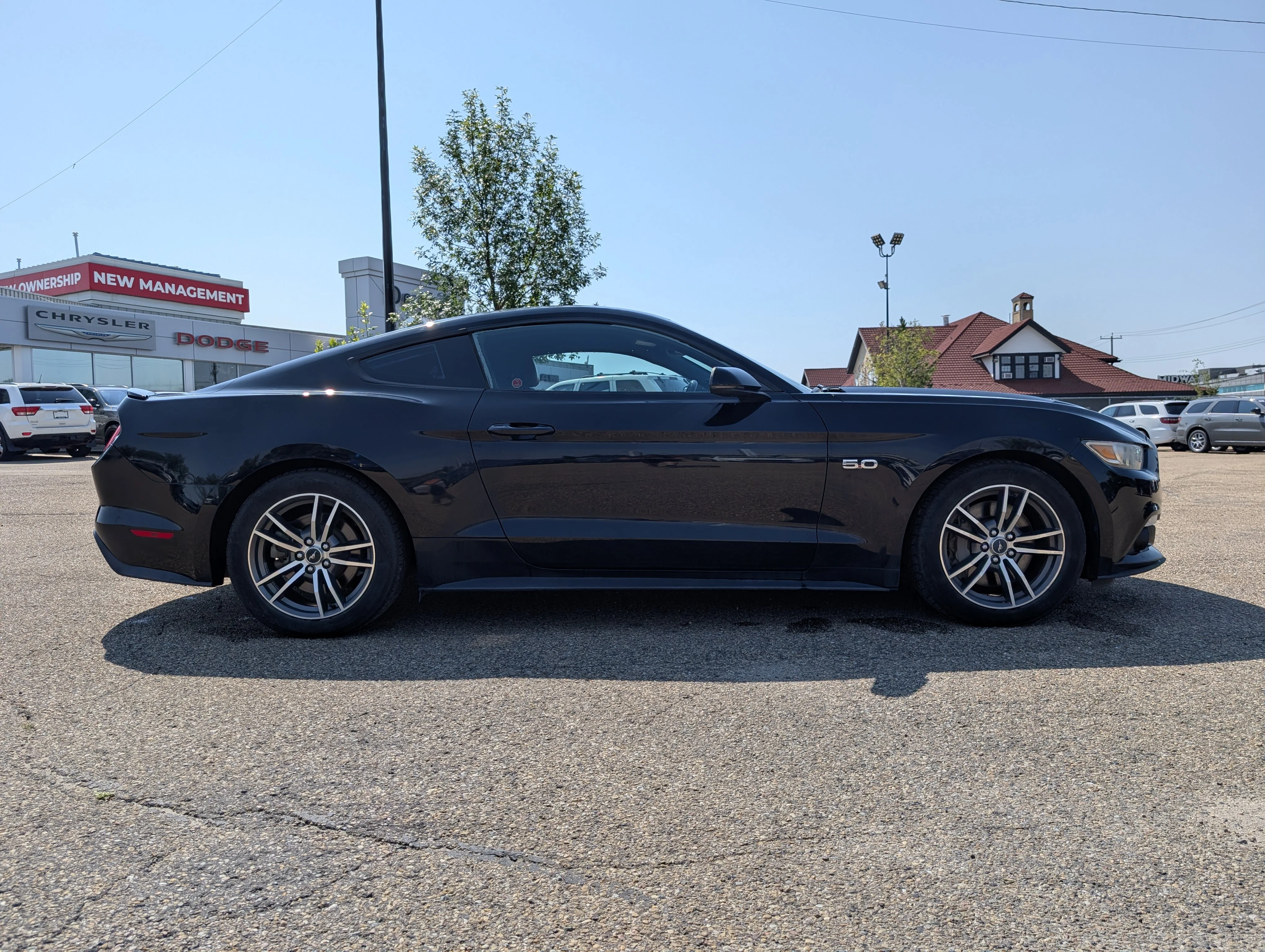 Used 2016 Shadow Black Ford 2dr Fastback GT image 8