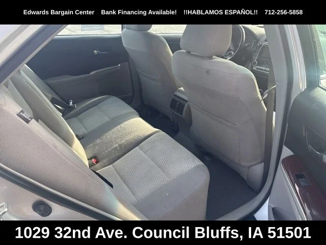 Used 2014 Silver Toyota XLE image 9