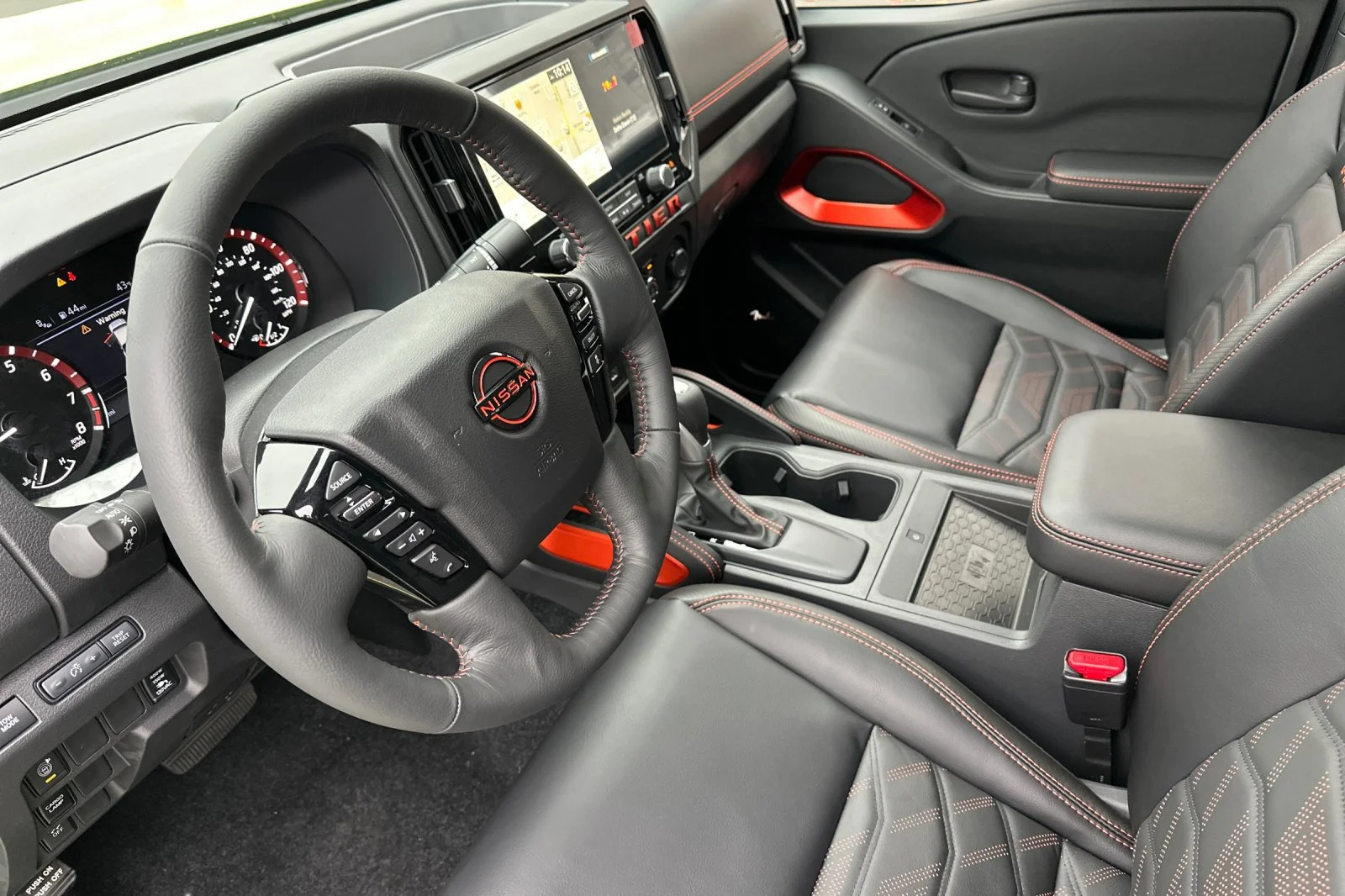 2026 Nissan Frontier PRO-X - Photo 10