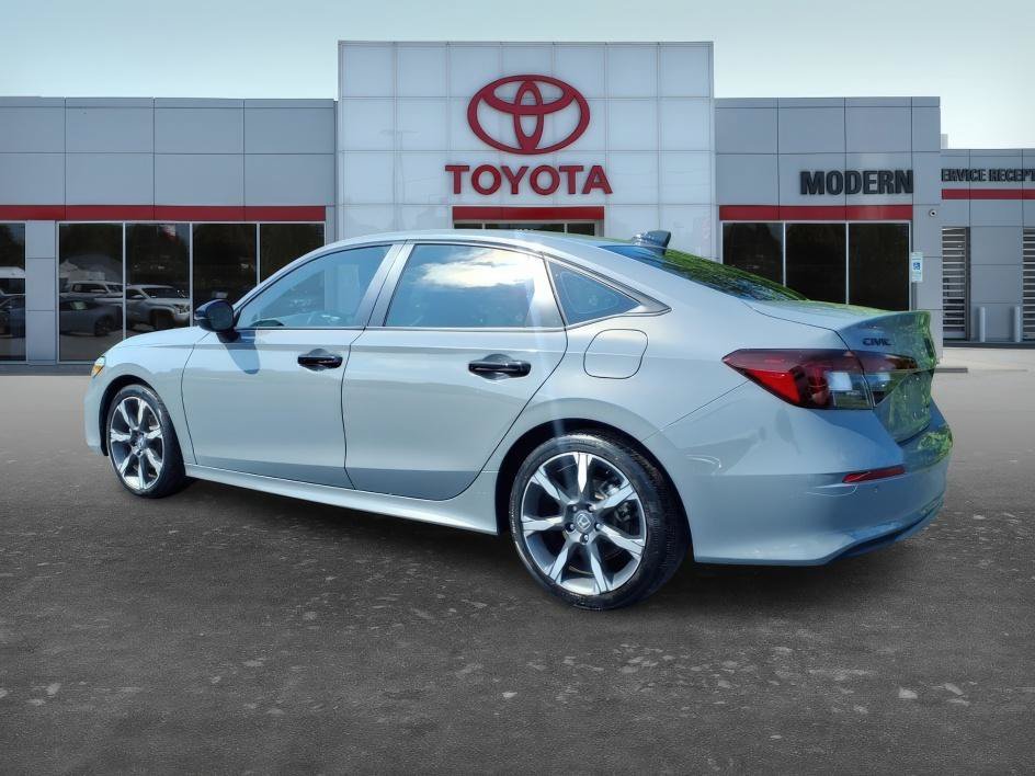 Used 2025 Urban Gray Pearl Honda Sport image 3
