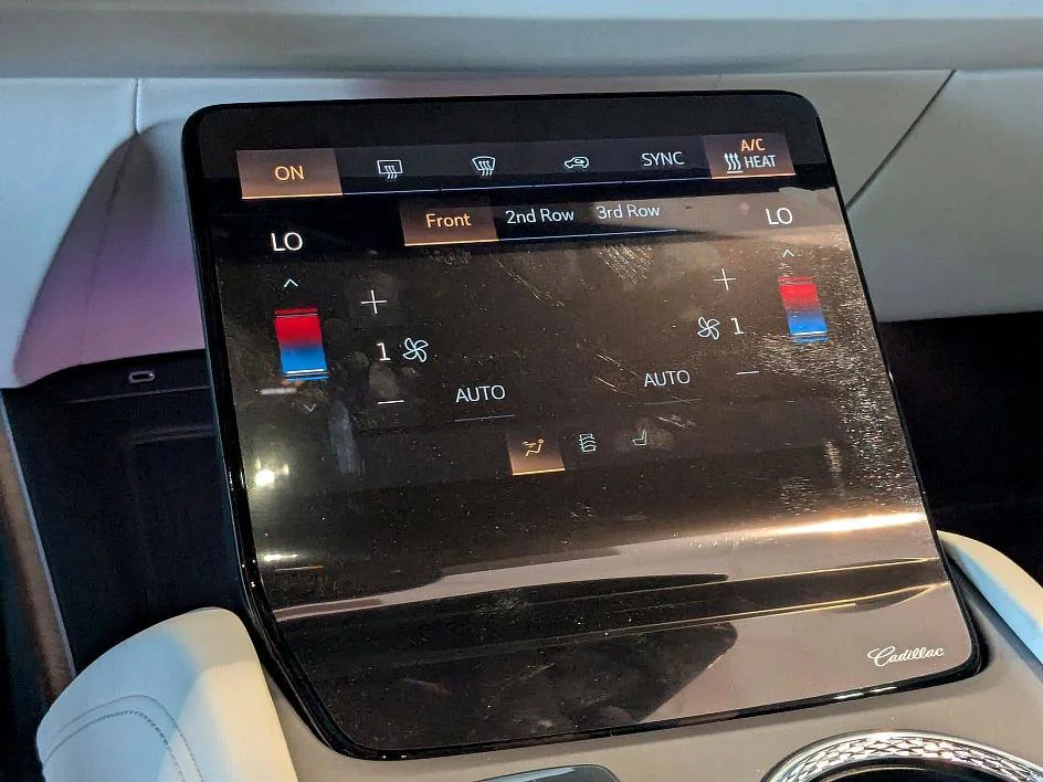 2026 Cadillac VISTIQ Luxury - Photo 19