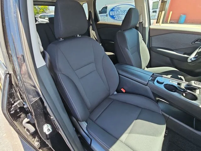Used 2023 Black Nissan S image 30