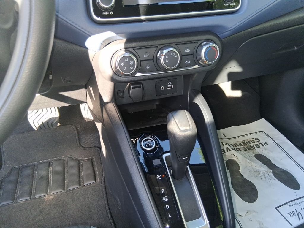 Used 2025 Black Nissan 1.6 SV image 13