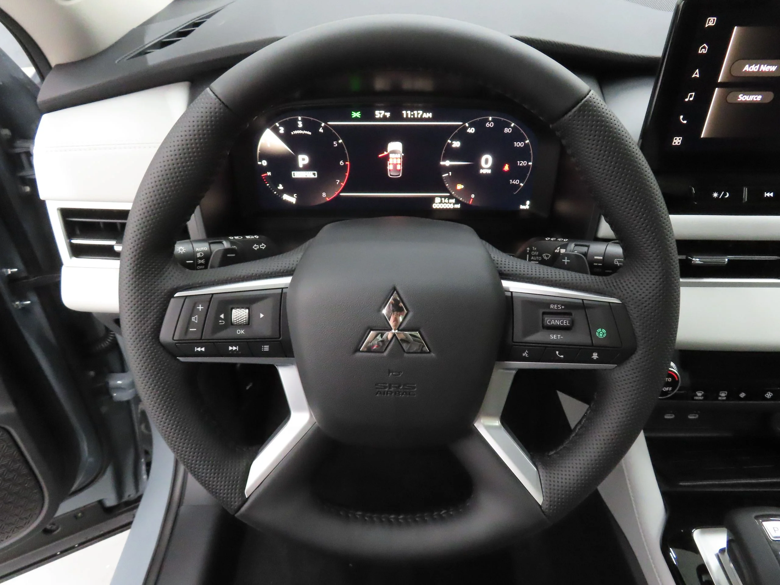 New 2026 Gray Mitsubishi SE image 11