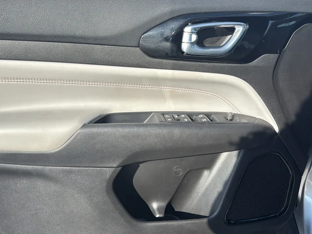 2025 Jeep Compass Limited - Photo 24