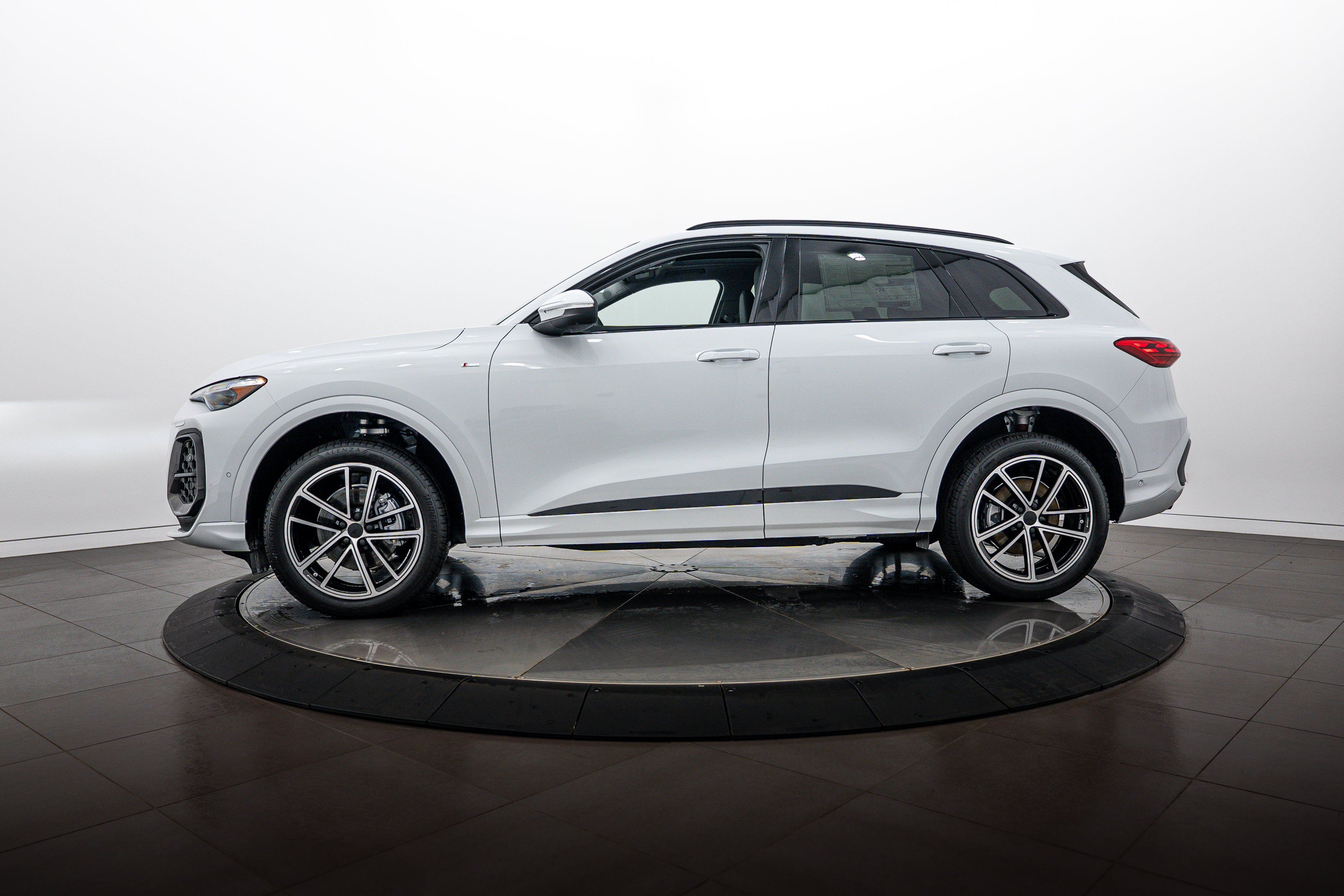 New 2026 Glacier White Audi Premium Plus image 7