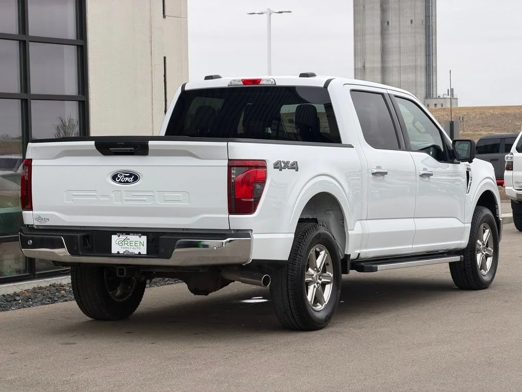 Used 2024 White Ford XLT image 5