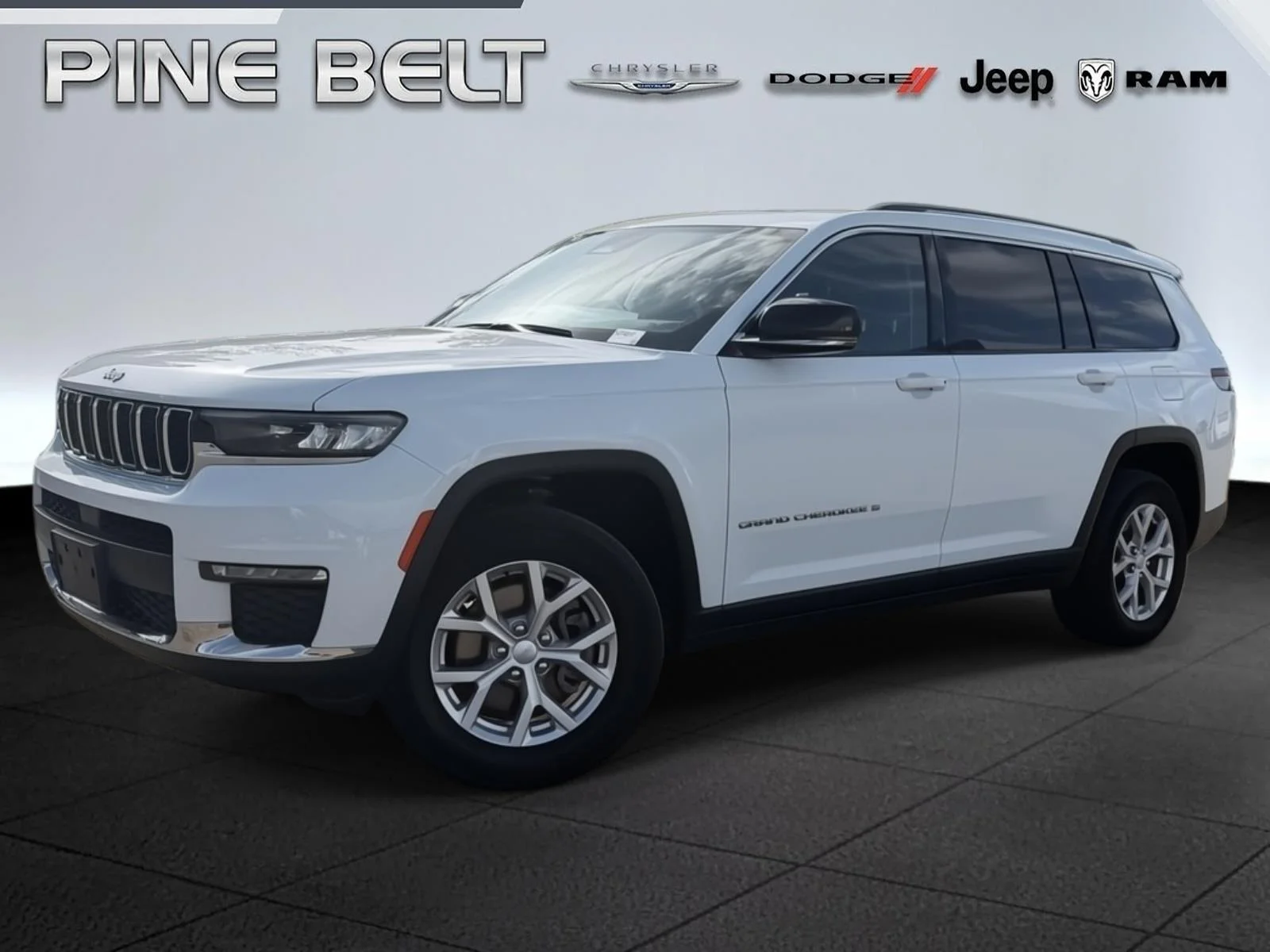 Used 2023 Bright White Clearcoat Jeep Limited image 1