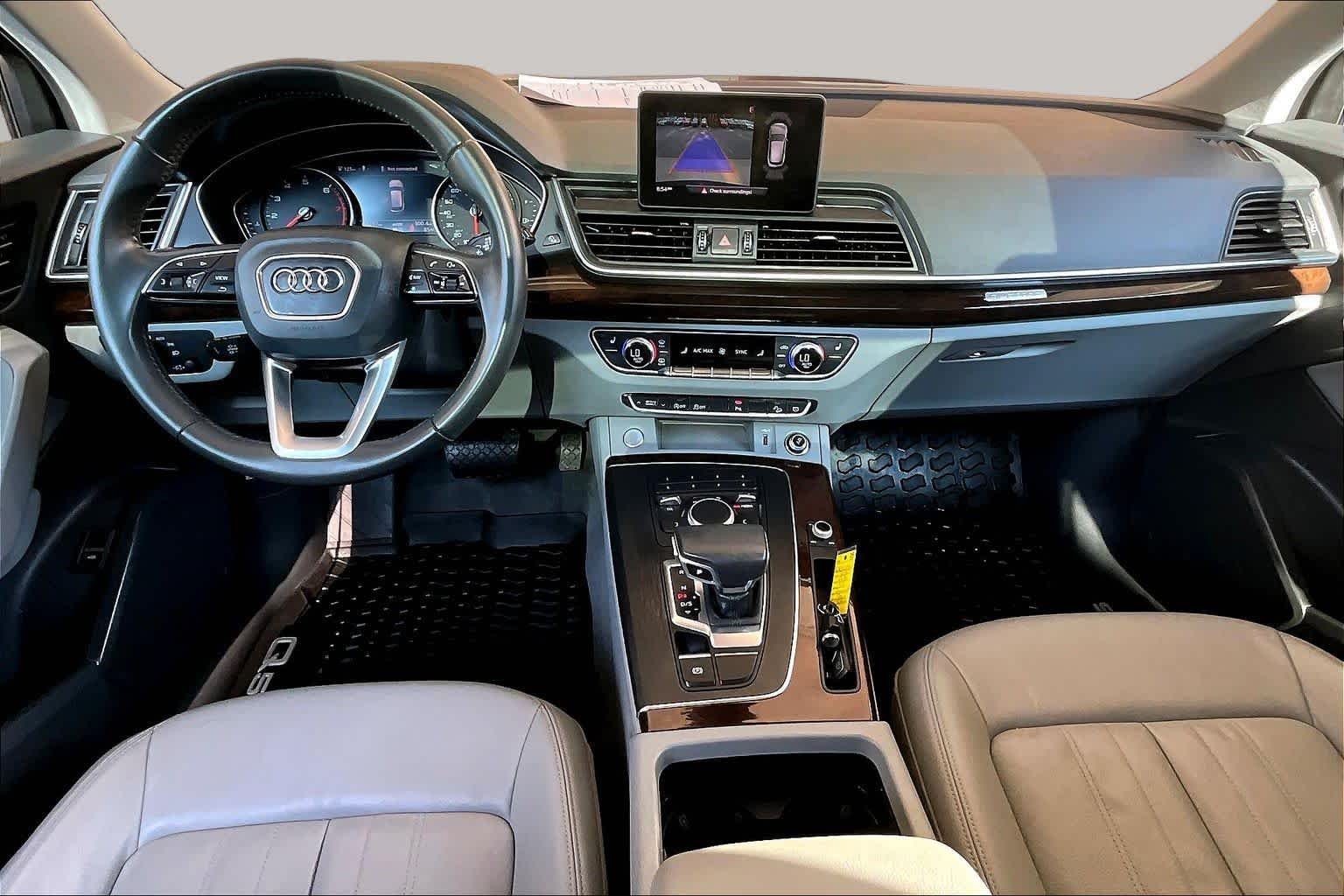 Used 2020 Navarra Blue Metallic Audi Premium image 16