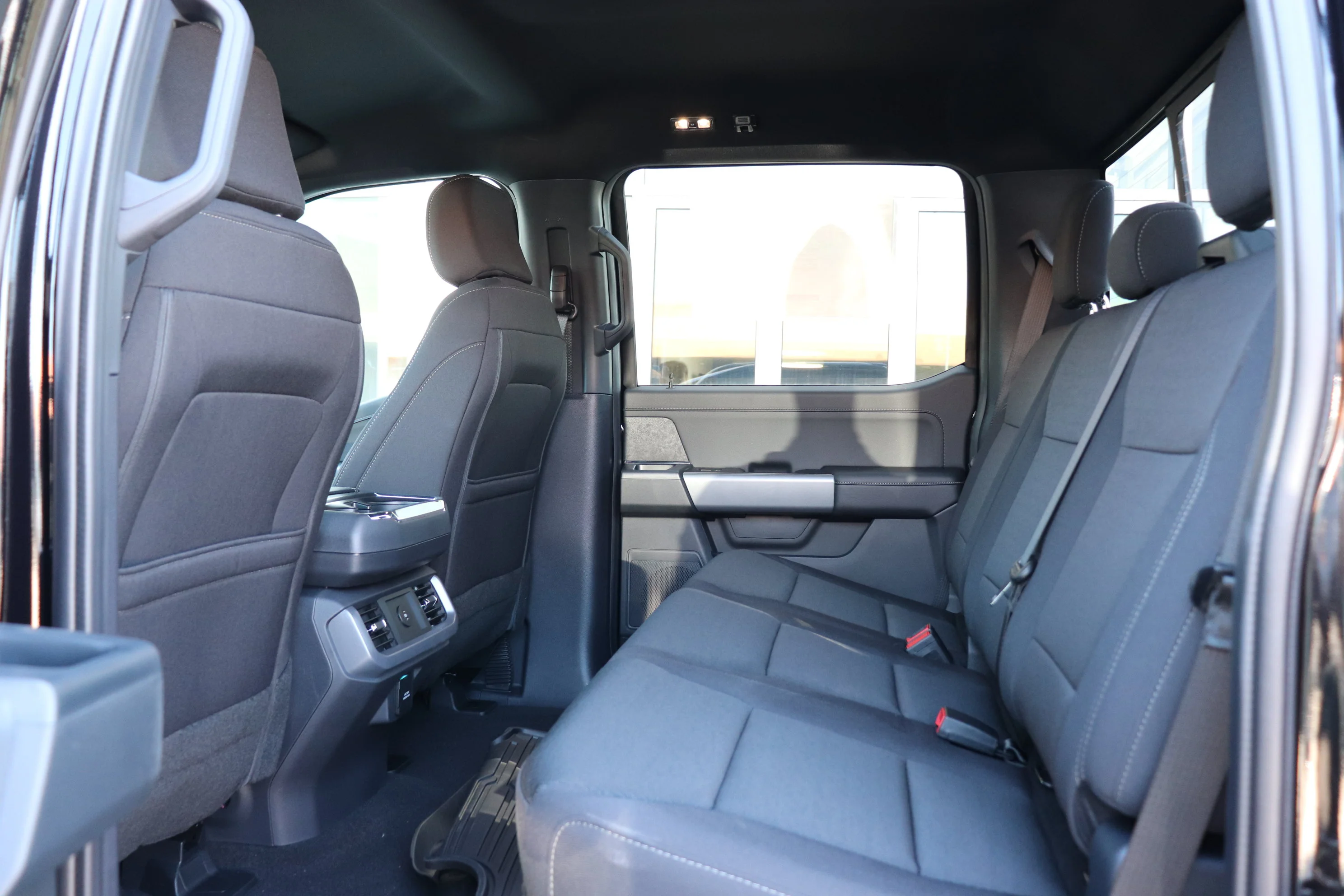 New 2026 AGATE BLACK METALLIC Ford XLT image 13