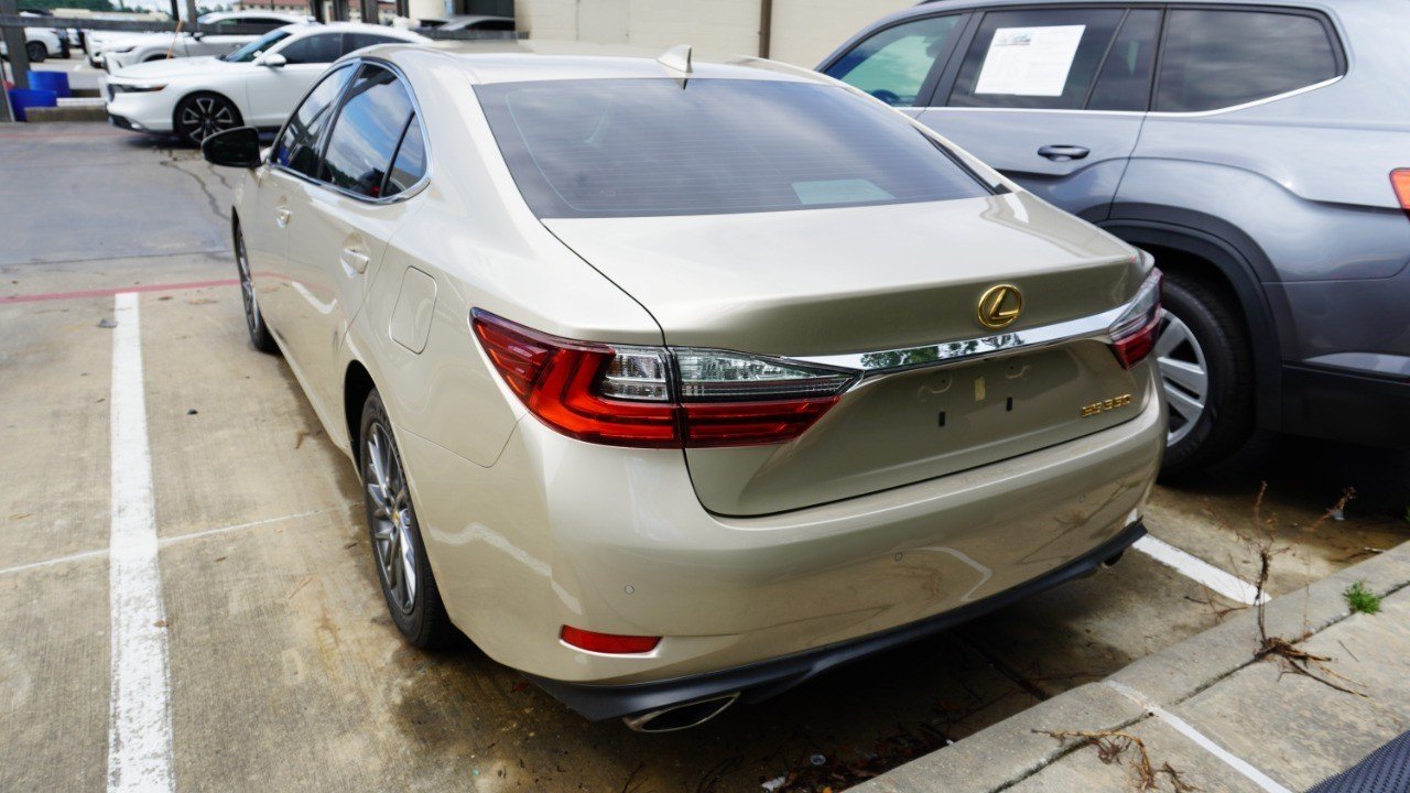 Used 2018 Beige Lexus ES 350 image 7