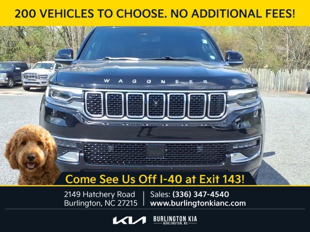 Used 2025 Diamond Black Crystal Pearlcoat Jeep Base image 2