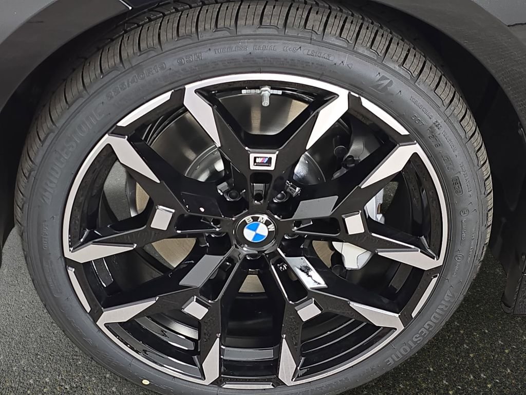 New 2026 Black Sapphire Metallic BMW 330i xDrive image 34