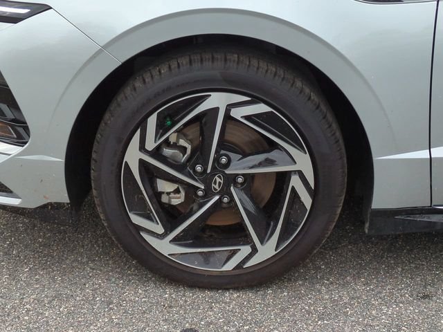 New 2026 Silver Hyundai SEL Sport image 38
