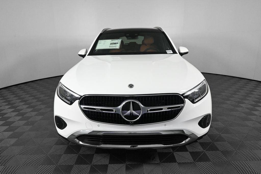 New 2026 Polar White Mercedes-Benz GLC 300 image 35