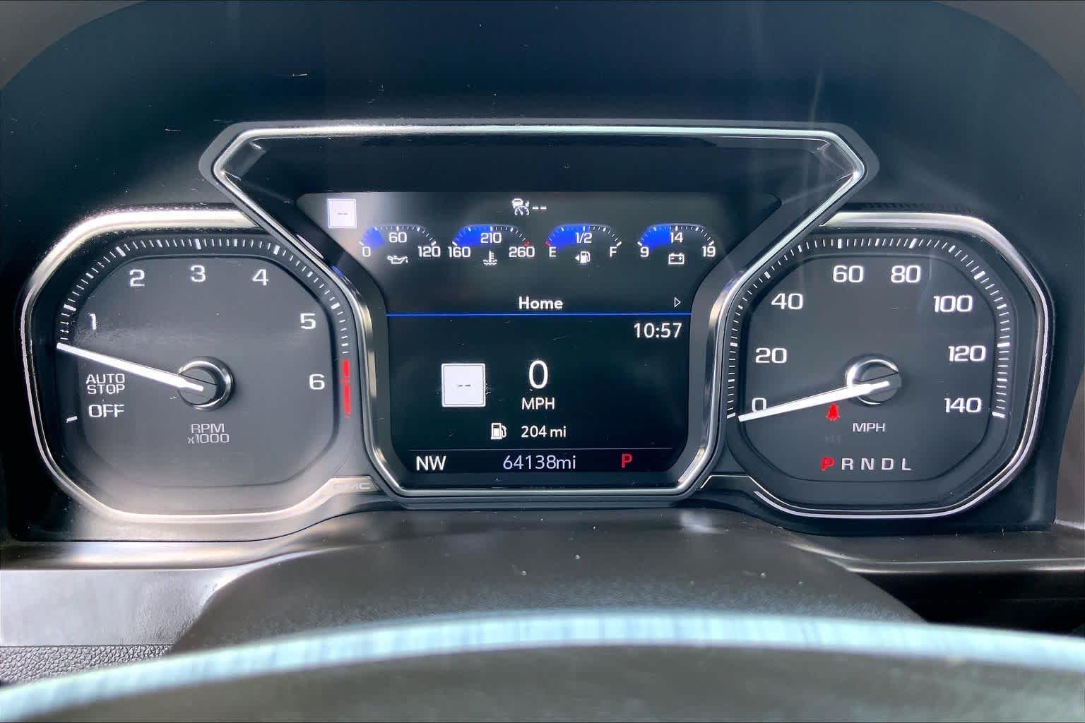 Used 2021 White Frost Tricoat GMC Denali image 25