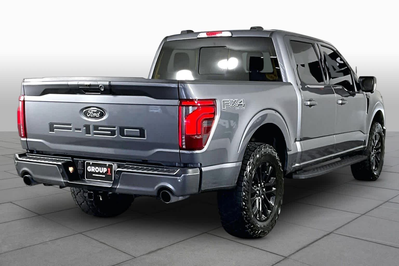 Used 2024 Carbonized Gray Metallic Ford LARIAT image 12