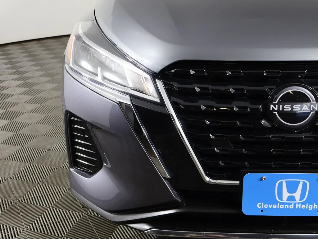 Used 2024 Gun Metallic Nissan S image 11