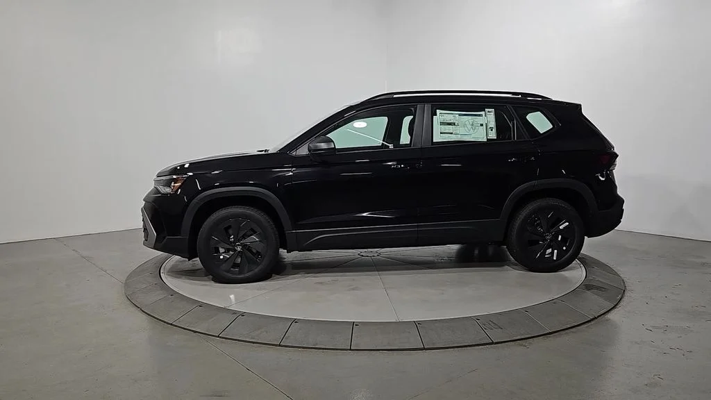 New 2026 Black Volkswagen 1.5T S image 2