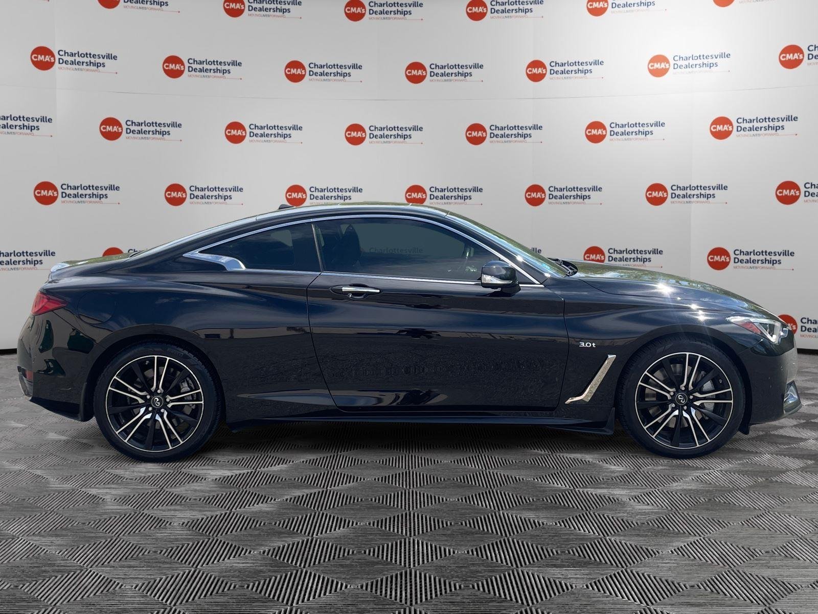 Used 2018 Black Obsidian INFINITI SPORT image 6