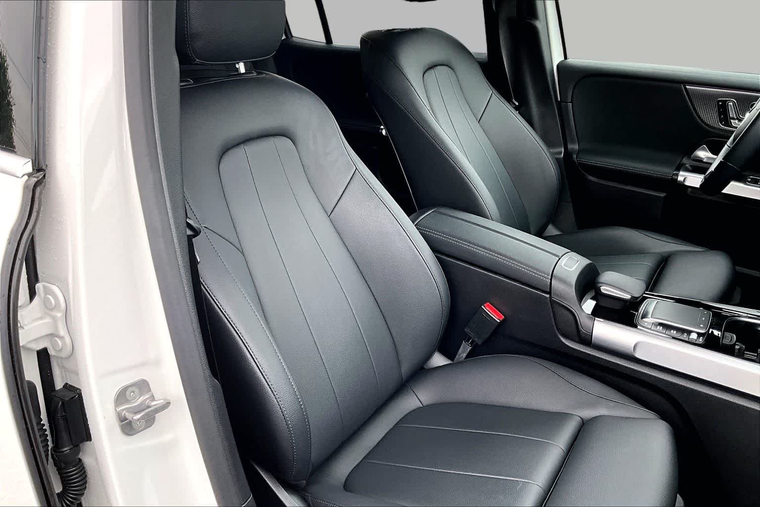 Used 2023 Polar White Mercedes-Benz EQB 300 image 8