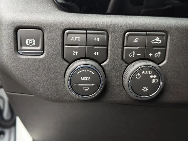 2026 Chevrolet Silverado 1500 LT - Photo 17