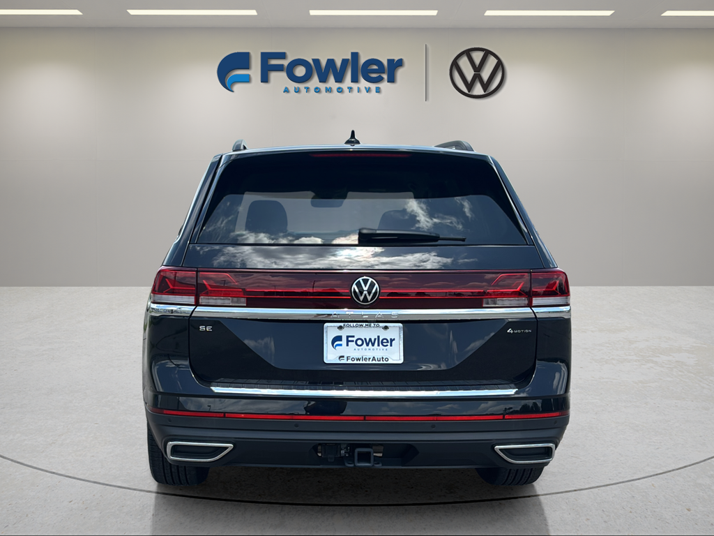 New 2026 Black Volkswagen 2.0T SE w/Technology image 6