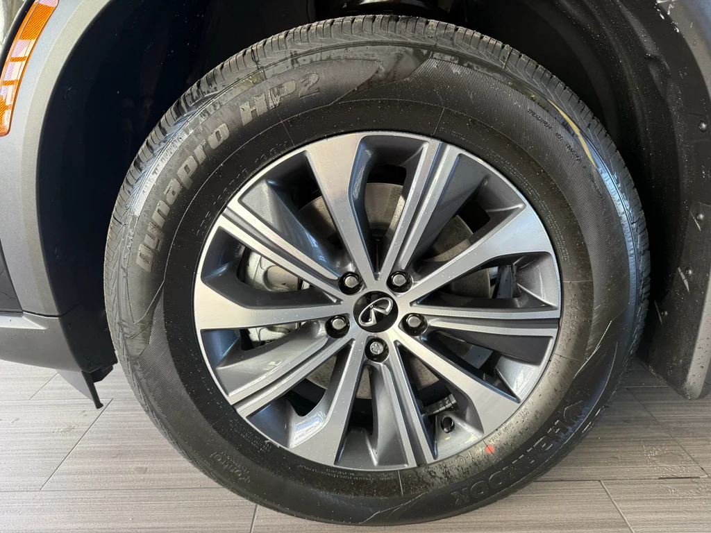 New 2027 BLACK OBSIDIAN INFINITI Pure FWD image 9