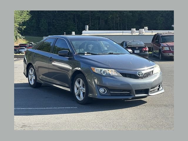 2014 Toyota Camry SE