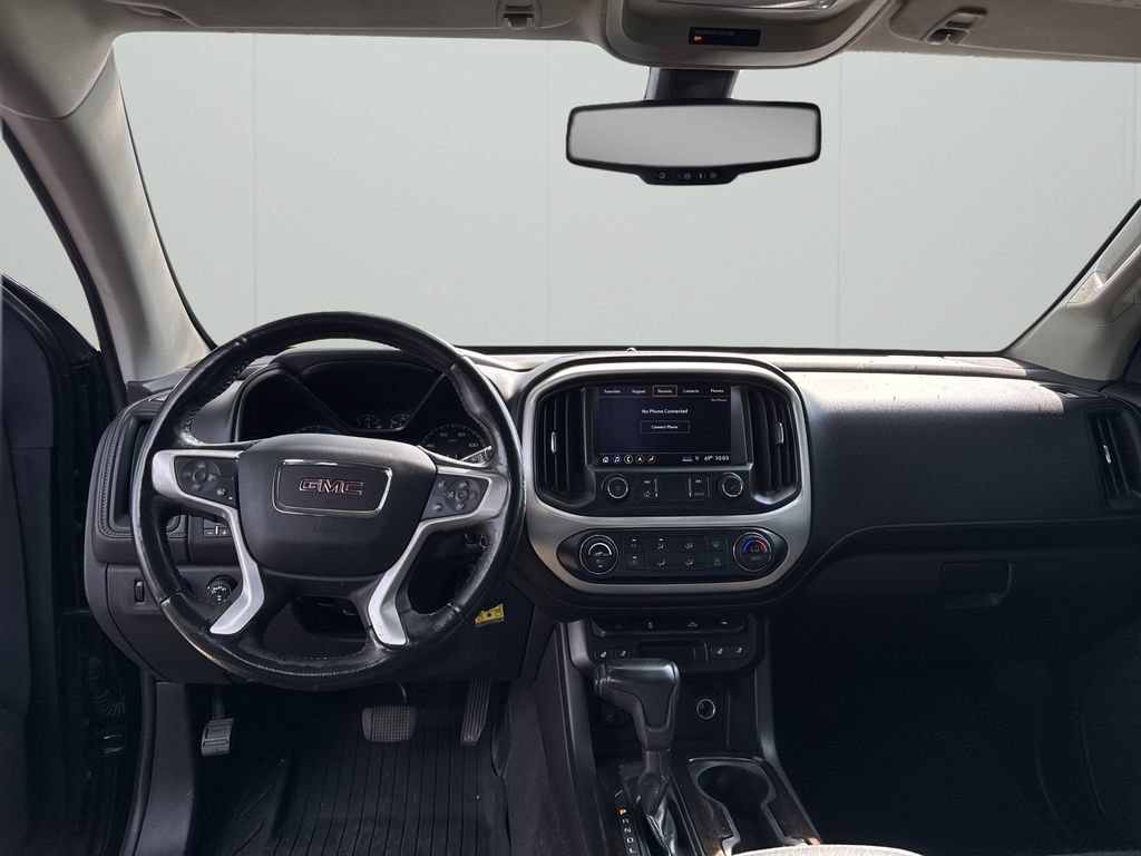 Used 2020 ONYX BLACK GMC 4WD SLE image 9