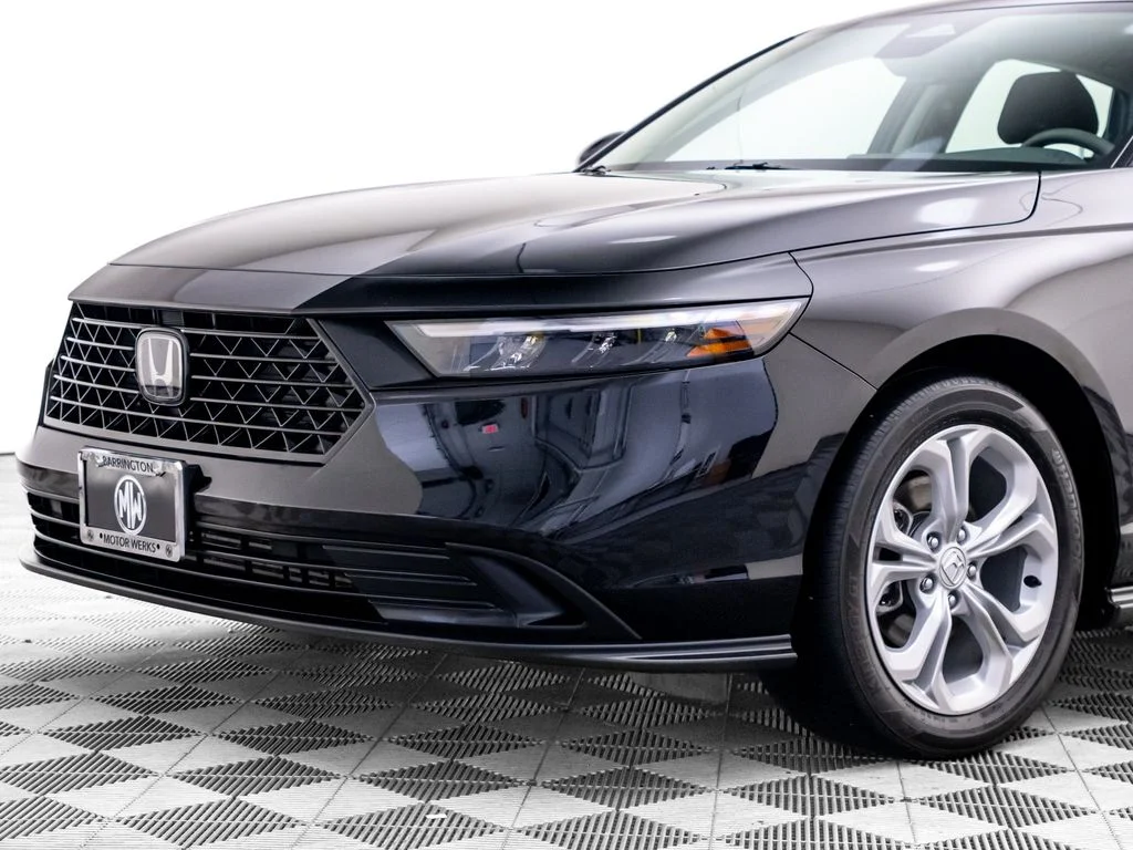 Certified Used 2023  Honda LX image 35