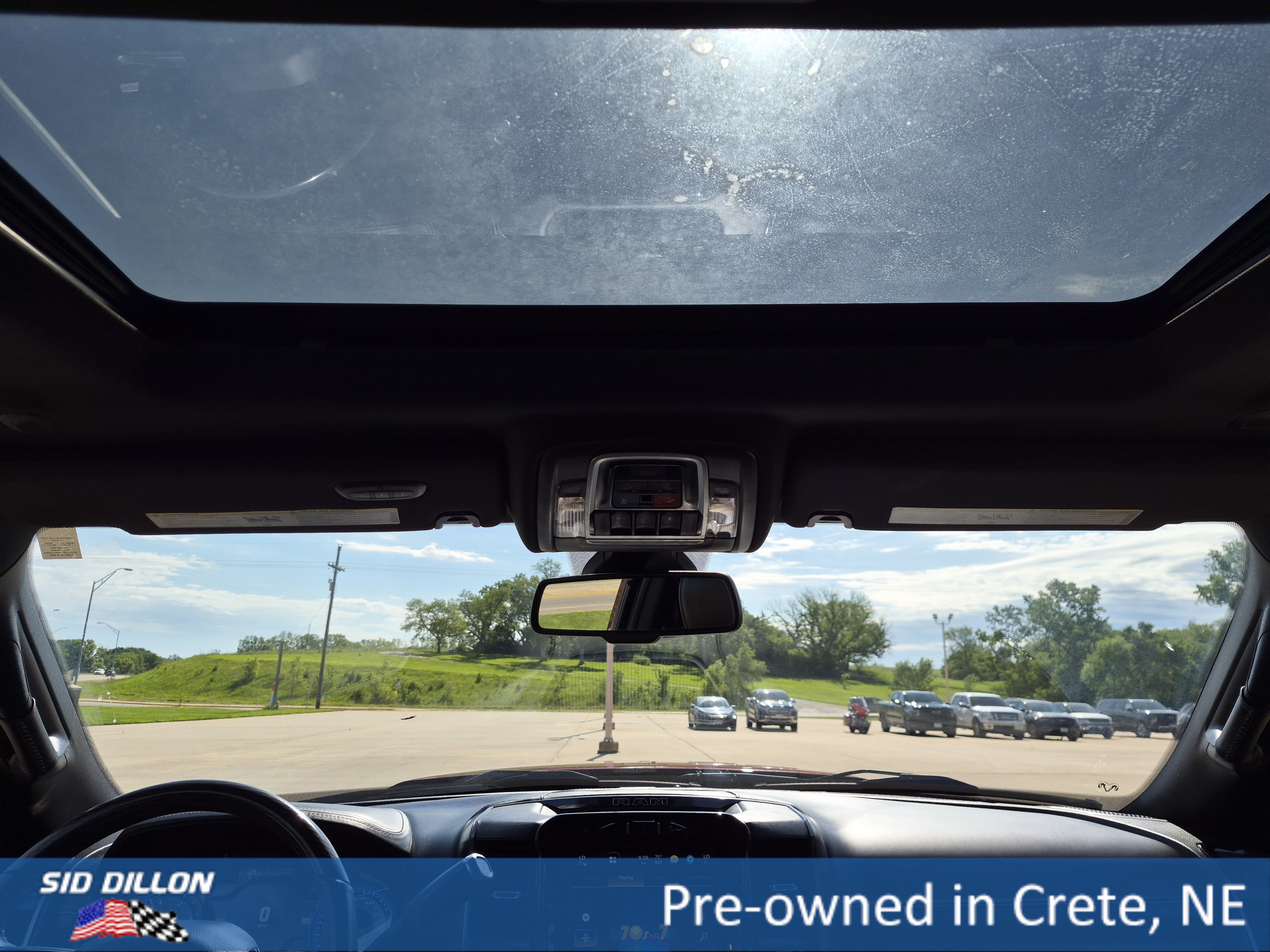 Used 2022 Delmonico Red Pearlcoat Ram Limited image 13