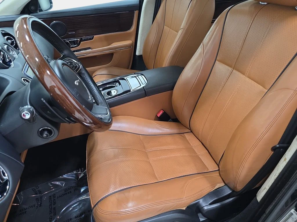 Used 2014 Ebony Jaguar XJL Portfolio image 13