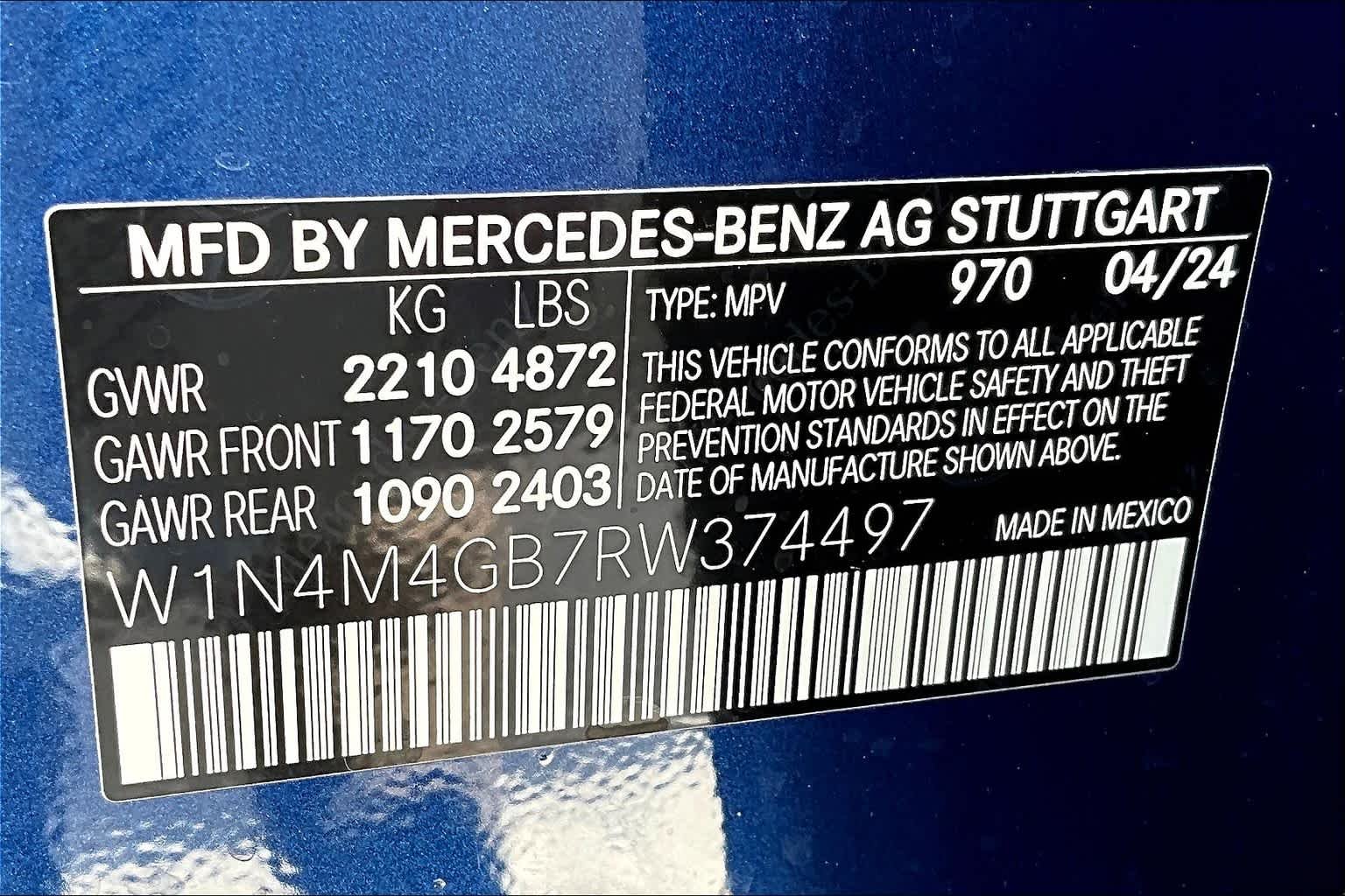 Used 2024 Starling Blue Metallic Mercedes-Benz GLB 250 image 27