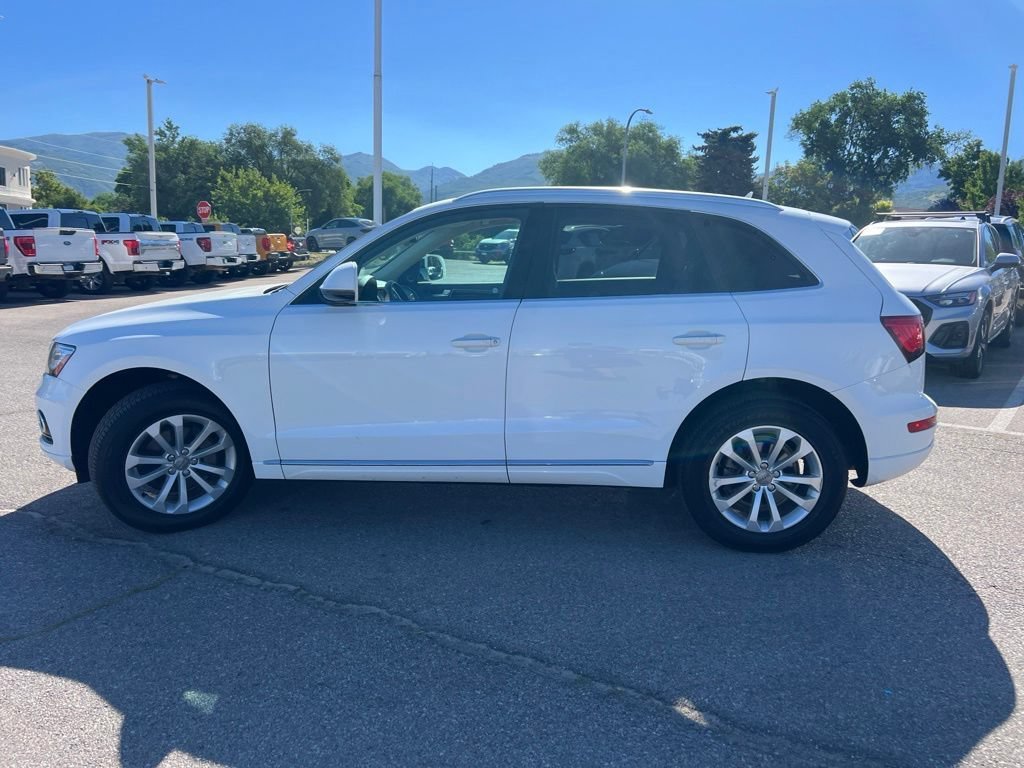 Used 2016 Ibis White Audi 2.0T Premium Plus image 13