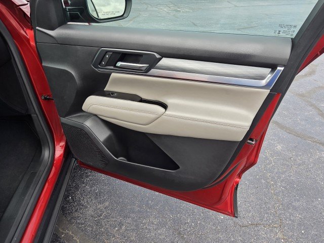 Used 2025 Volcanic Red Tintcoat GMC Elevation image 14