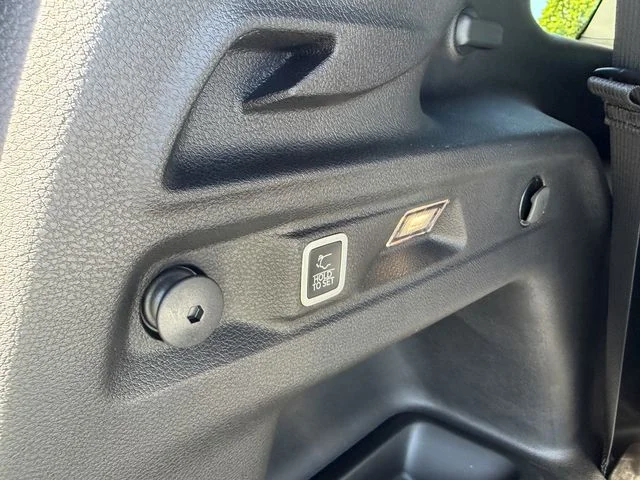 New 2026 Silver Zynith Exterior Paint Jeep Laredo image 29