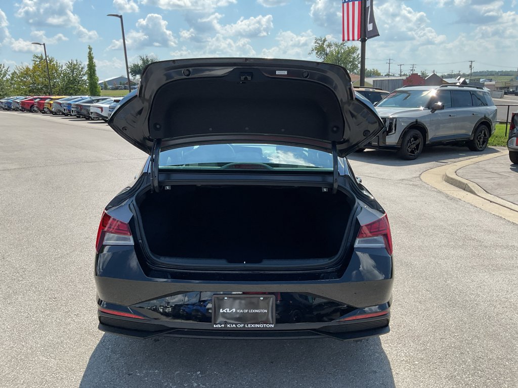 Used 2023 Onyx Black Hyundai Blue image 14