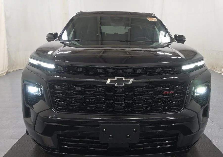 Used 2026  Chevrolet RS image 2