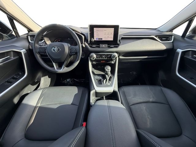 Used 2025 Beige Toyota XLE Premium image 12