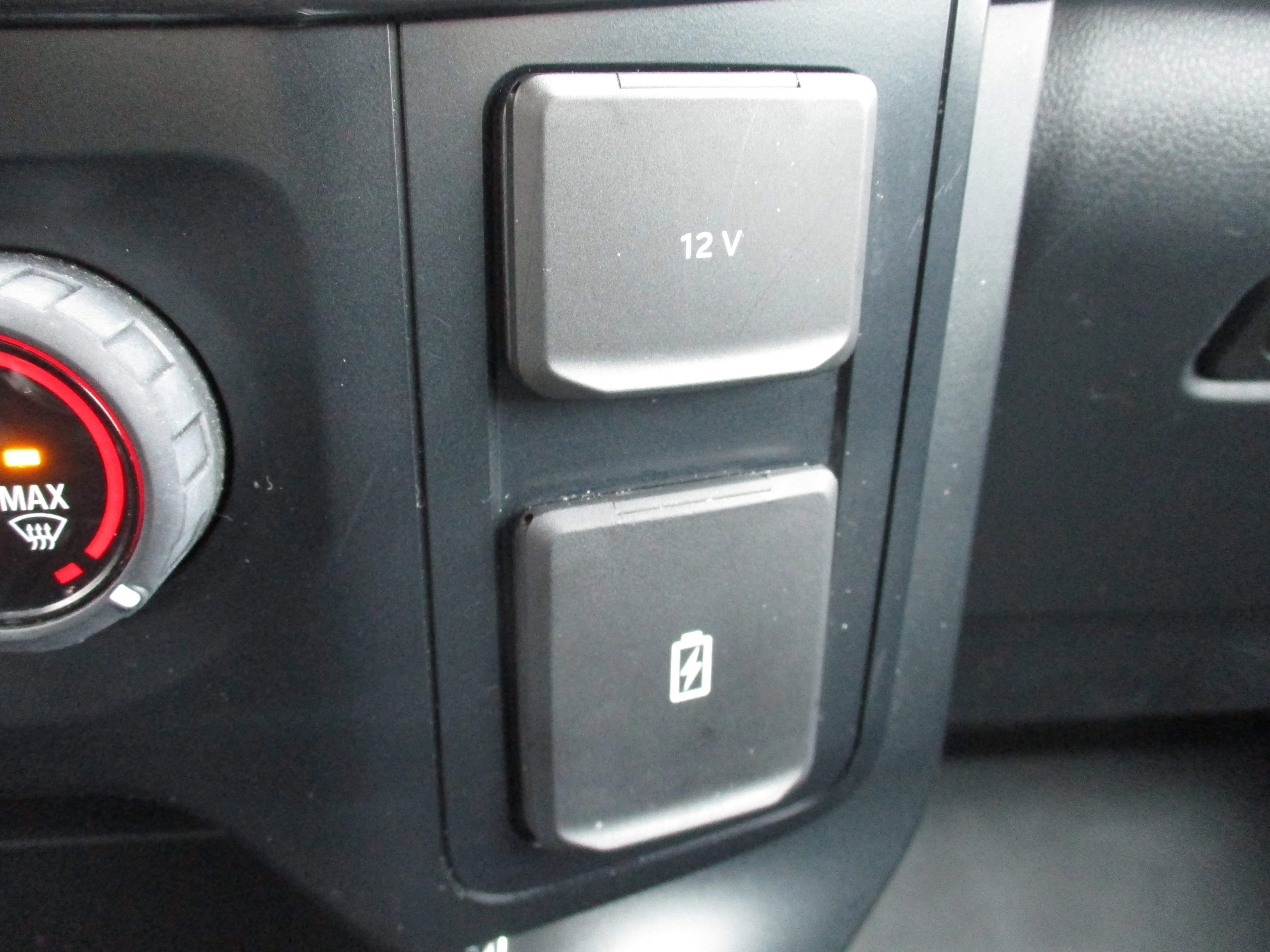 Used 2023 Carbonized Gray Metallic Ford XL image 37