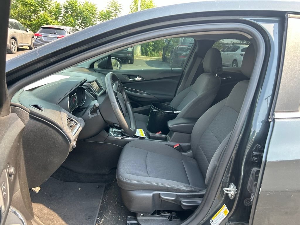 Used 2019 Graphite Metallic Chevrolet LT image 19