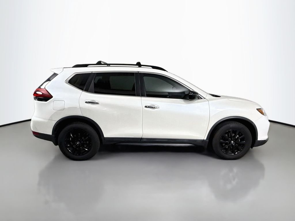 Used 2018 Pearl White Nissan SV image 12